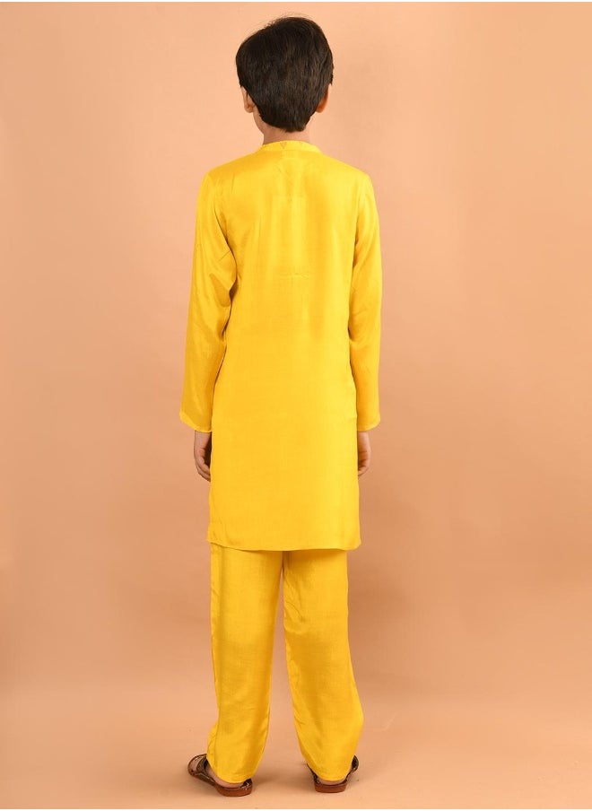 LILPICKS - طقم دوتي كورتا المزخرف - Image 1