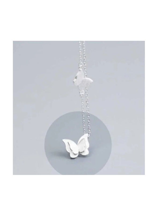 "Enchanting Transformation: The Butterfly Necklace in Silver 925 - A Beautifully Crafted Symbol of Change and Freedom, Expertly Designed to Add a Touch of Whimsical Elegance to Your Jewelry Collection, Perfect for Celebrating New Beginnings and Personal Growth." - Image 2