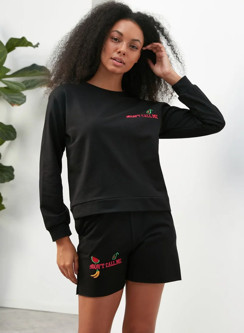 trendyol Crew Neck Embroidered Top & Shorts Set