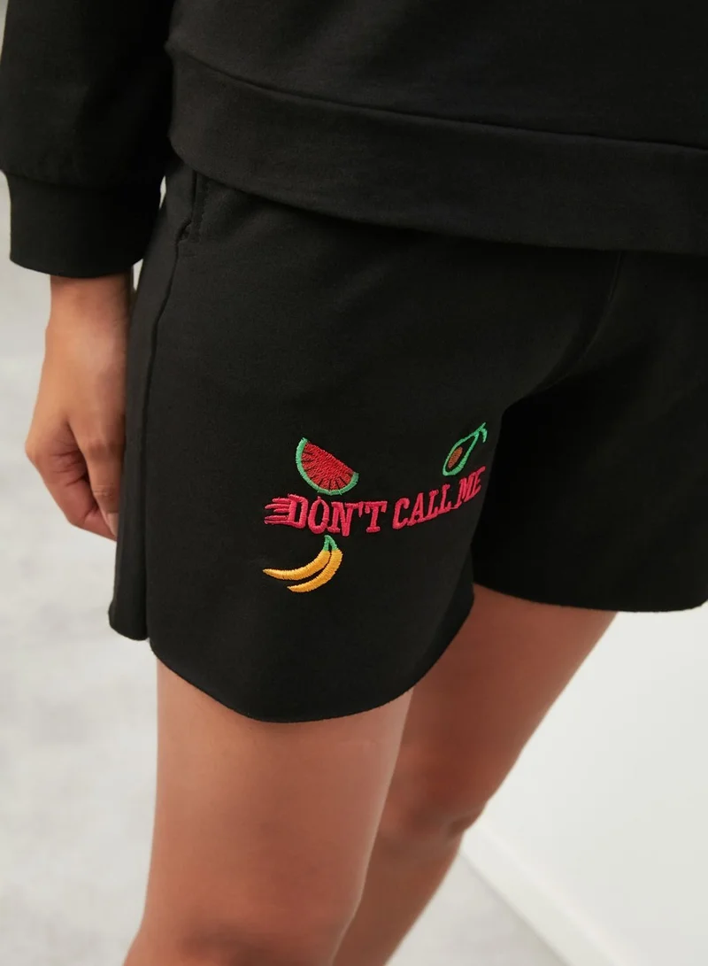 trendyol Crew Neck Embroidered Top & Shorts Set