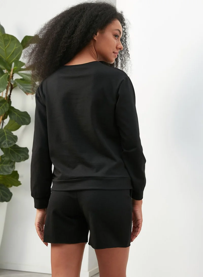 trendyol Crew Neck Embroidered Top & Shorts Set