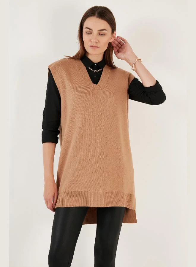 ليلا ليلى سترة محبوكة طويلة الظهر بياقة على شكل حرف  للنساء