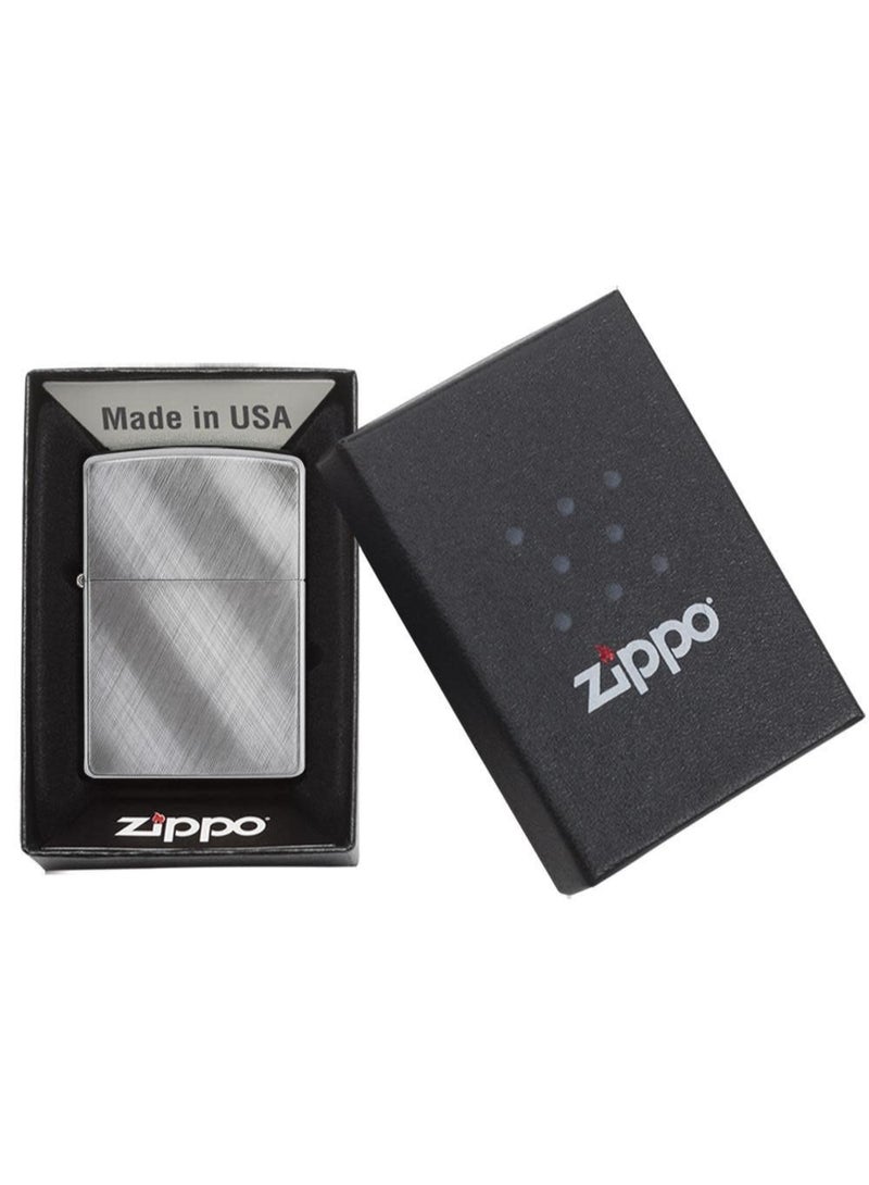 زيبو ولاعة Zippo أصلية – تصميم كلاسيكي مقاوم للرياح | قابلة لإعادة التعبئة | هدية فاخرة للرجال - Image 4