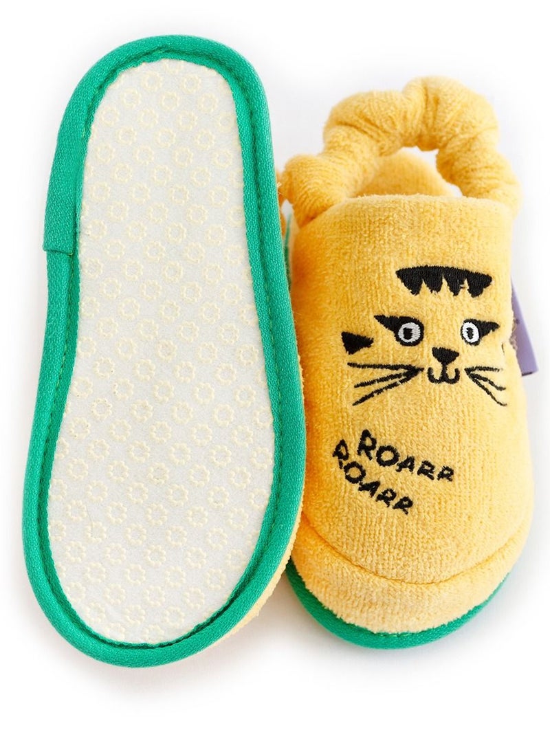 ميلك آند مو شباشب أطفال من Milk&Moo من القطن 100% مع نعل ناعم غير قابل للانزلاق وشريط مطاطي - خفيفة الوزن وقابلة للتنفس، مصممة للاستخدام الداخلي، للأولاد والبنات بعمر 5-6 سنوات. - Image 3