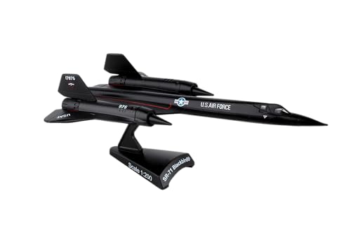 Daron SR-71 Blackbird Die-Cast Metal Model – 1:200 Scale Strategic Reconnaissance Aircraft Replica with Display Stand, Highly Detailed, 6.2” Length x 3.2” Wingspan, Adult Collectible Ages 14+ - Image 1