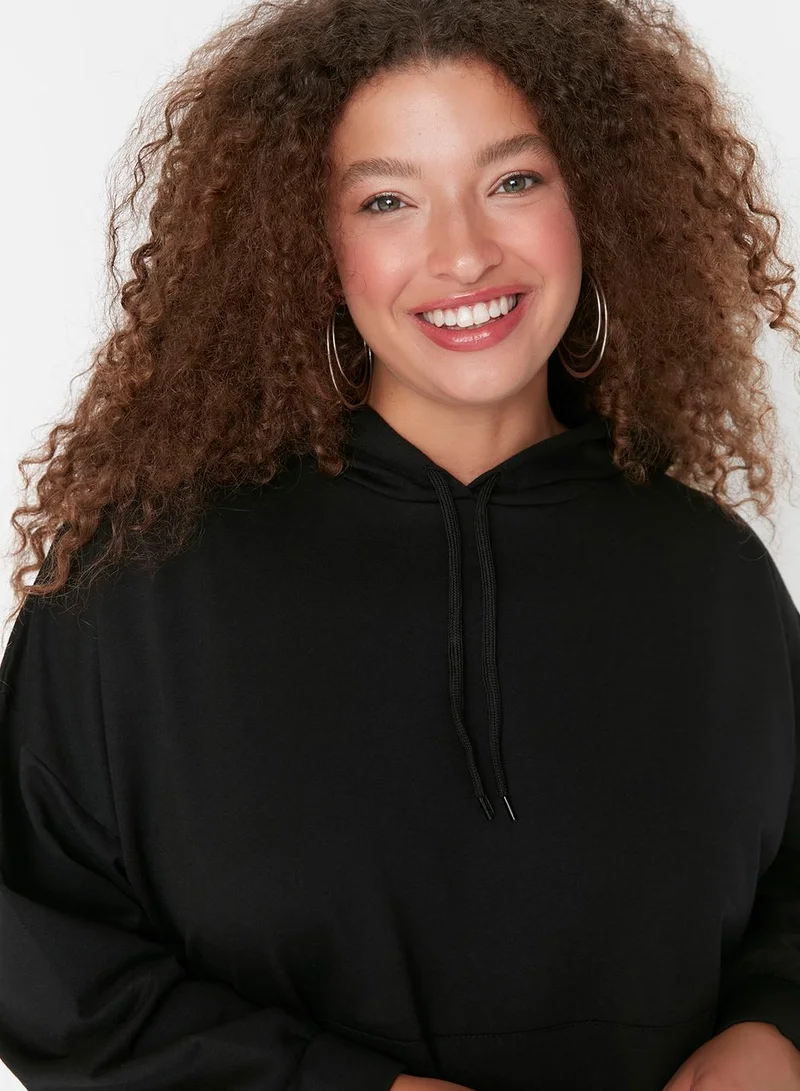 Trendyol Curve Pocket Detail Knitted Hoodie