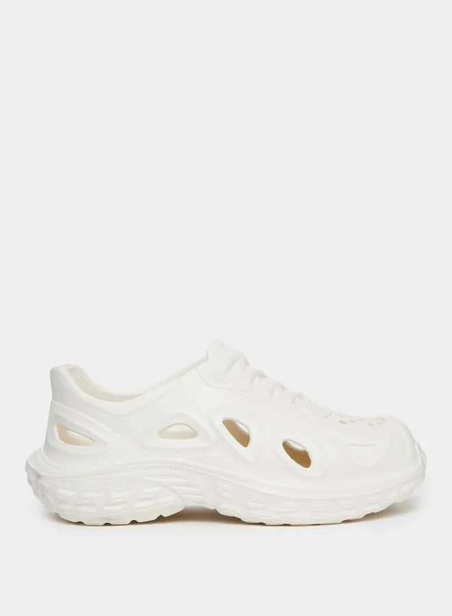 ستايلي Men Perforated Textured Clogs