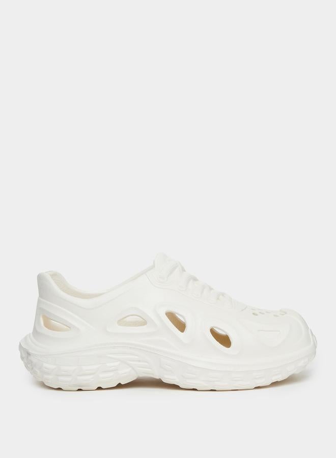 ستايلي شباشب رجالية مثقبة بنقوش - Image 1