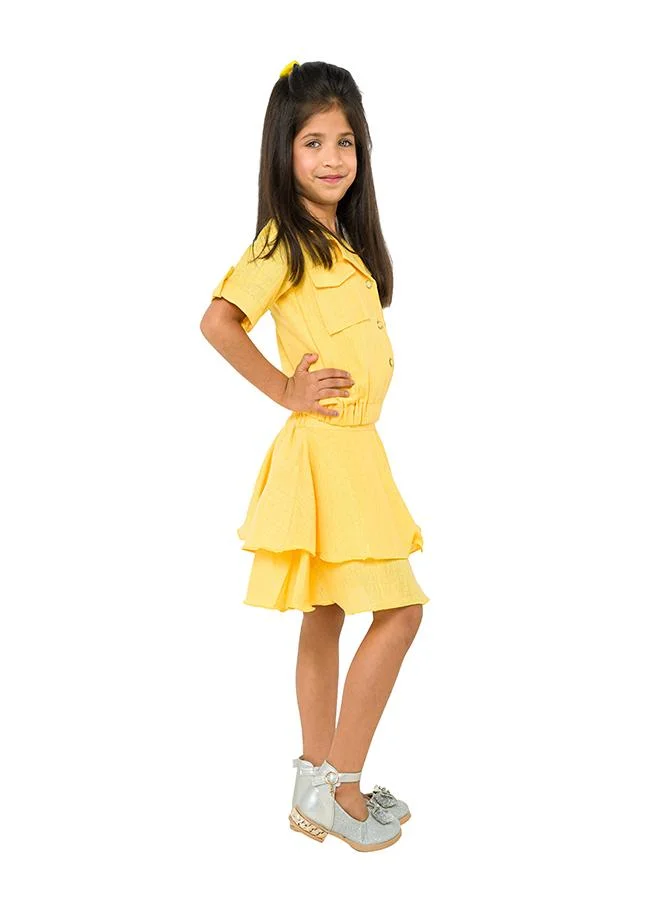 babyqlo Versatile yellow three-piece set with skirt and shorts
