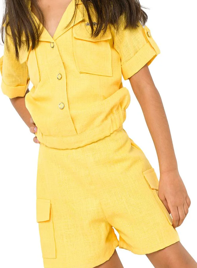 babyqlo Versatile yellow three-piece set with skirt and shorts