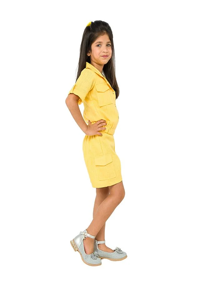 babyqlo Versatile yellow three-piece set with skirt and shorts