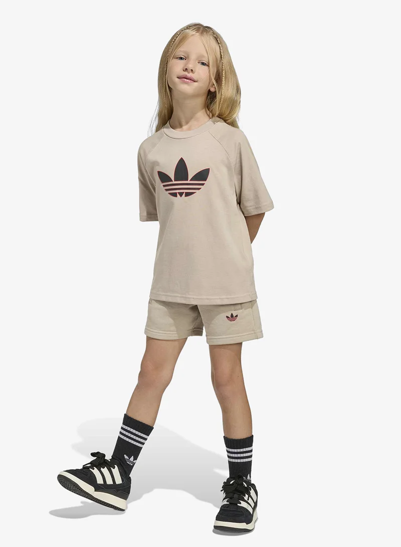 اديداس اوريجينالز طقم تي شيرت فضفاض بشعار تريفويل للأطفال