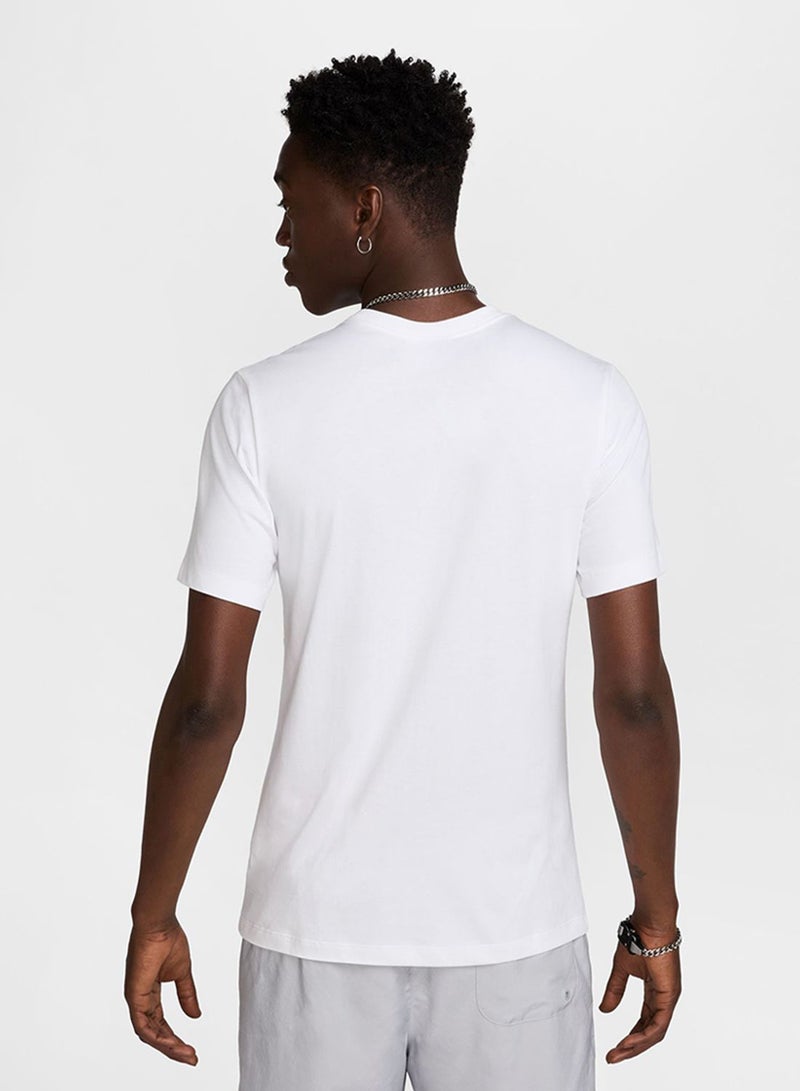 Nike Nsw Swoosh Logo T-Shirt  - Image 2