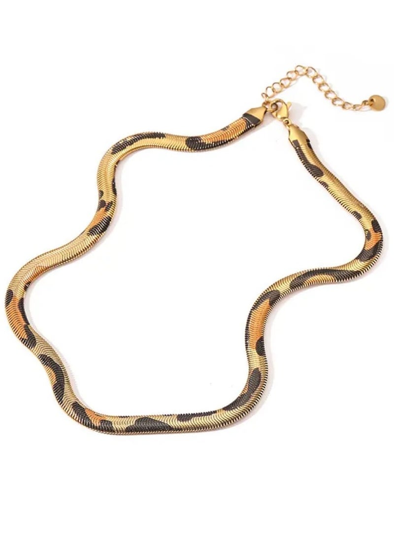 Luxuria A simple necklace with a twisted/snake chain, a simple metal chain without any stones, for women and girls. - Image 3