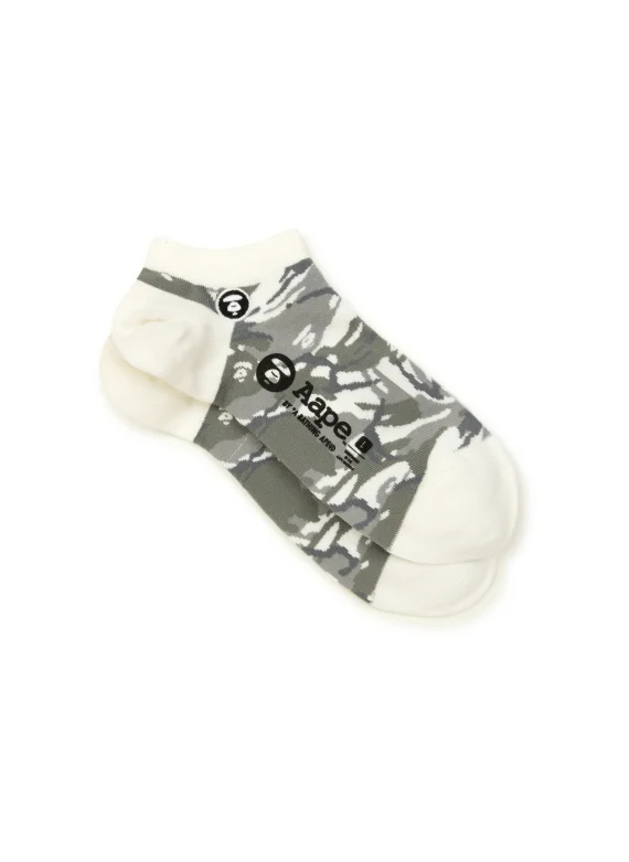 AAPE Moonface logo camo socks