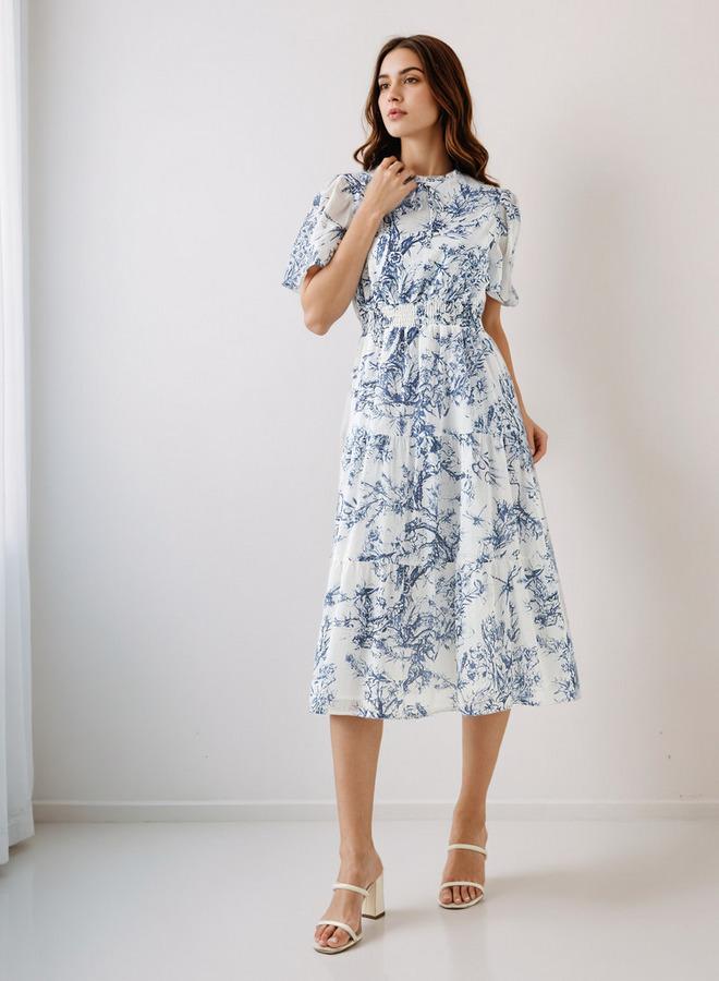 سبلاش فيڤ فستان ميدي من الفيسكوز بطبقات وأكمام فراشة - Image 2