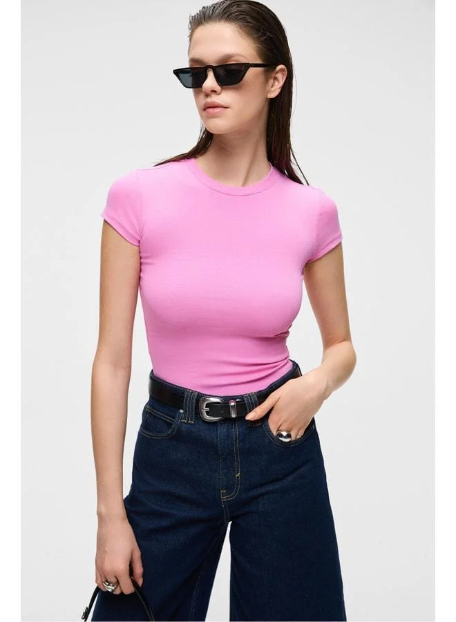 Grimelange HOPEWELL Women's Round Neck Knit Slim Fit Pink T-Shirt.