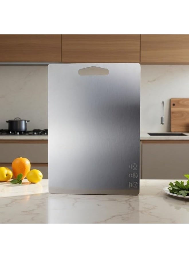 لوح تقطيع ستانلس ستيل بمقبض يدوي – كبير الحجم، صحي، غير قابل للانزلاق، مقاوم للروائح والبقع - Image 4