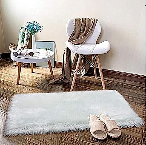 Simxen Sheepskin Rug | Fluffy Soft Faux Fox Fur for Bedroom Living Room Decor | Faux Fur Bedside Rug, Decorative Fur for Chair, Sofa, Bed,Fluffy Washable Rug (60x90 cm - 2x3 Feet - Mat, White) - Image 4