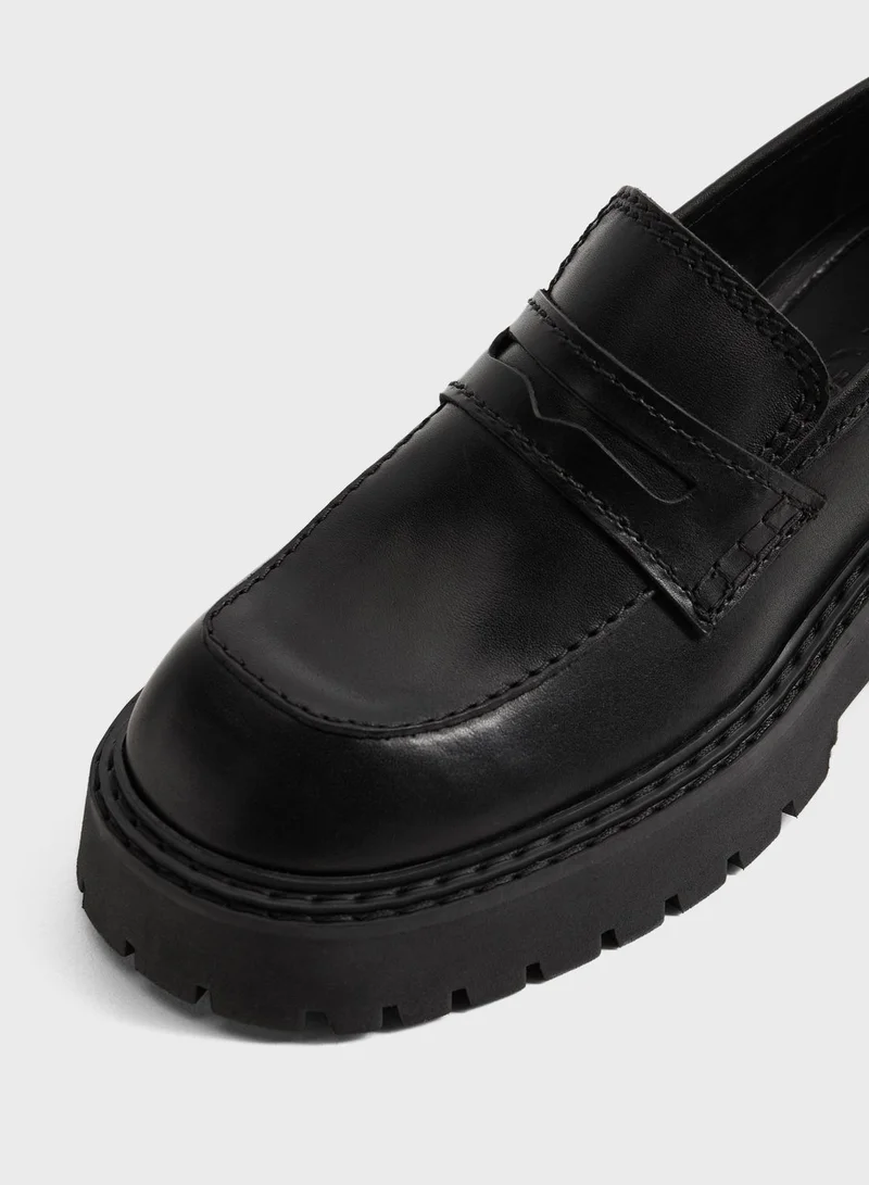 MANGO Casual Slip Ons