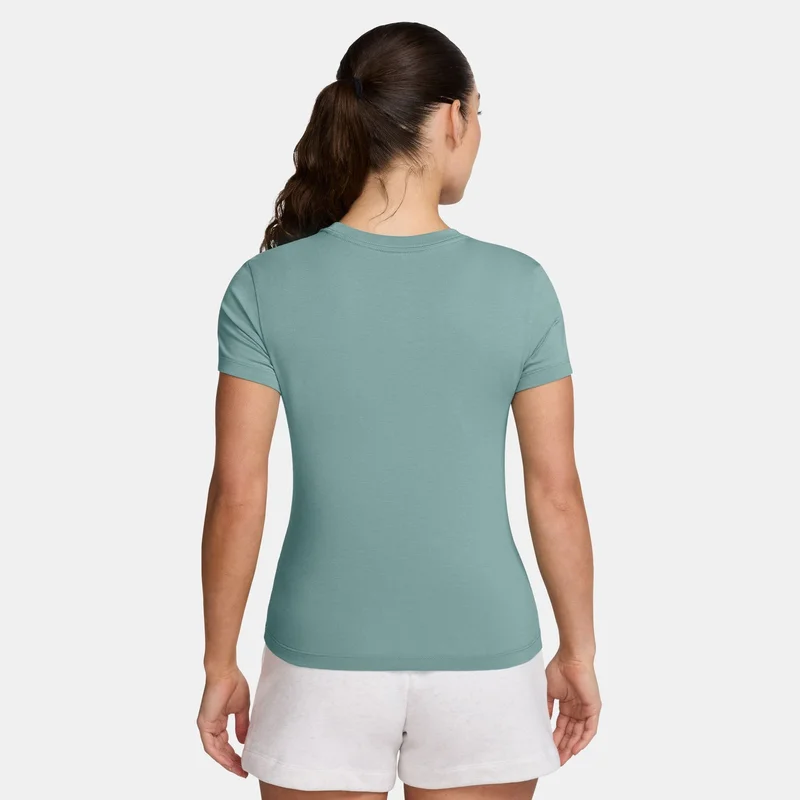 Nike Women's Sportswear Chill Knit T-Shirt
