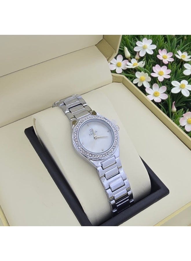 Perla Analog Wrist Watch For Women's
