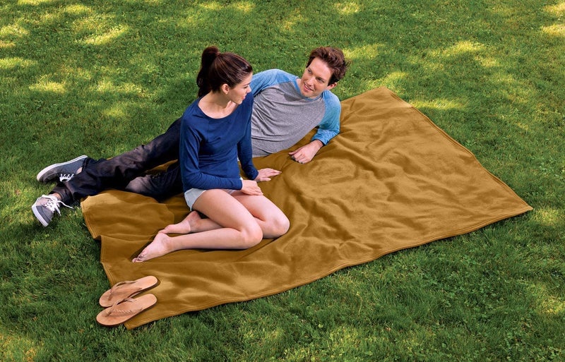 STARNSTYLE Glacial Polar Fleece Blanket, Single (90 x90 inch Gold) - Image 3