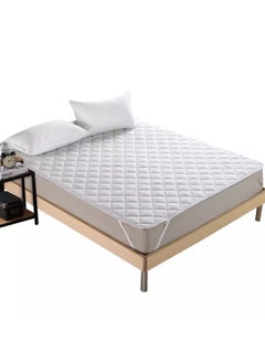 LUNA Home Mattress cover protector for King/single bed, vacuum packed.  - Image 1