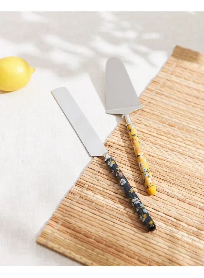 Chumbak Farmhouse Cake Servers, Set of 2