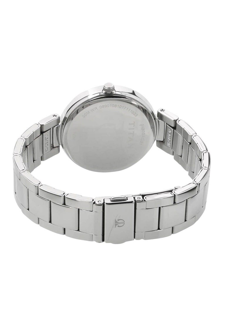 تيتان ساعة تايتن وورك وير نسائية بسوار ستانلس ستيل، مينا أسود بعقارب، مع عرض اليوم والتاريخ - Image 4