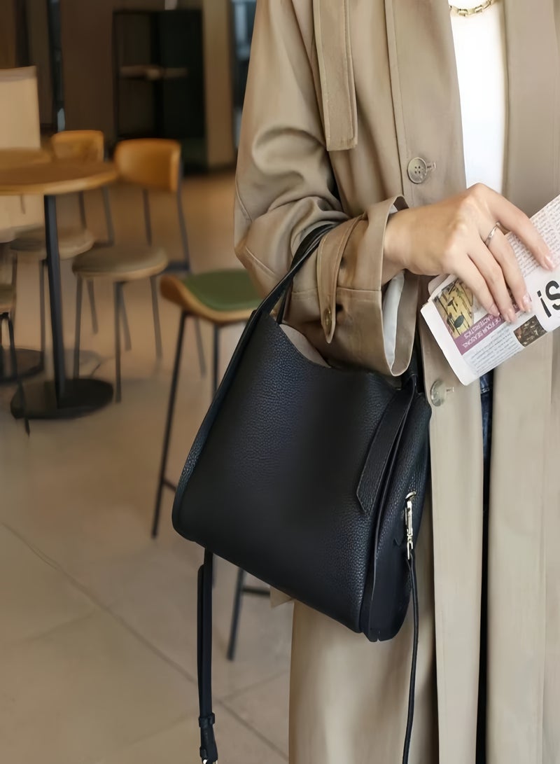 حقيبة نسائية متعددة الاستخدامات: حقيبة كتف مصممة عصرية، كروس بودي، وتوت - كبيرة السعة للسفر وحفلات العشاء - أنيقة وعملية - Image 1