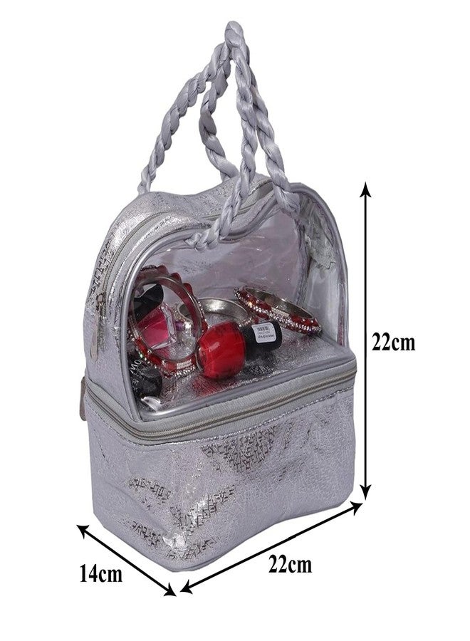 كوبير إندستريز مجموعة مكياج من كوبر إندستريز | حقيبة مستحضرات تجميل بنقشة تشوتي | مجموعة مستحضرات تجميل مزدوجة الطبقات | مجموعة مجوهرات سفر مغلفة | مجموعة مكياج أنيقة بمقبض | عبوة من قطعتين | فضي - Image 3