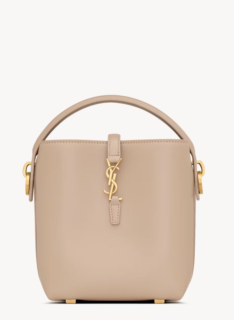 ایو سن لوران حقيبة دلو لو 37 YSL من الجلد الناعم - Image 1