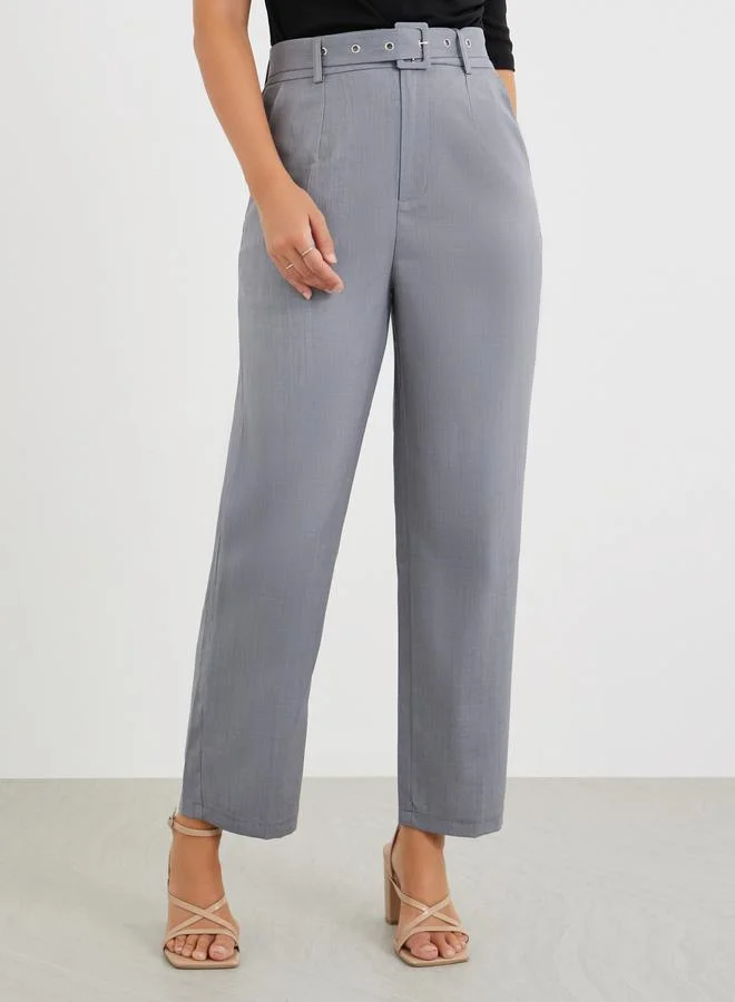 Styli Styli Mid Rise Tapered Fit Trousers with Pockets