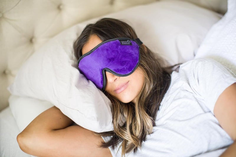 Dream Essentials Escape Sleep Mask with Earplugs and Carry Pouch - Purple - Image 4