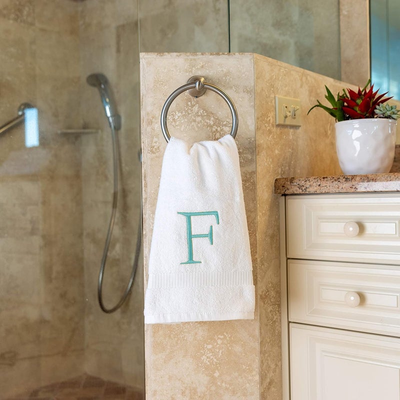 Decorvo منشفة اليد monogrammed teal monogrammed للحمام - جودة الفندق الأولية مزخرفة منشفة فاخرة للمسحوق للسبا - Gots Organic Certified - مجموعة من أحرف 2  - Image 5