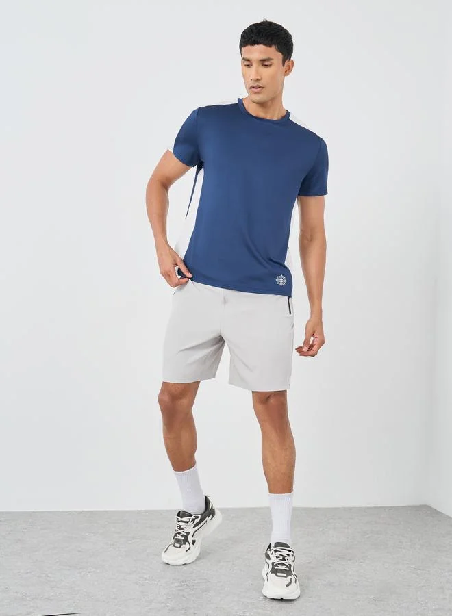 Styli Styli Color Block Ultra Stretch Regular Fit T-Shirt with Logo Detail