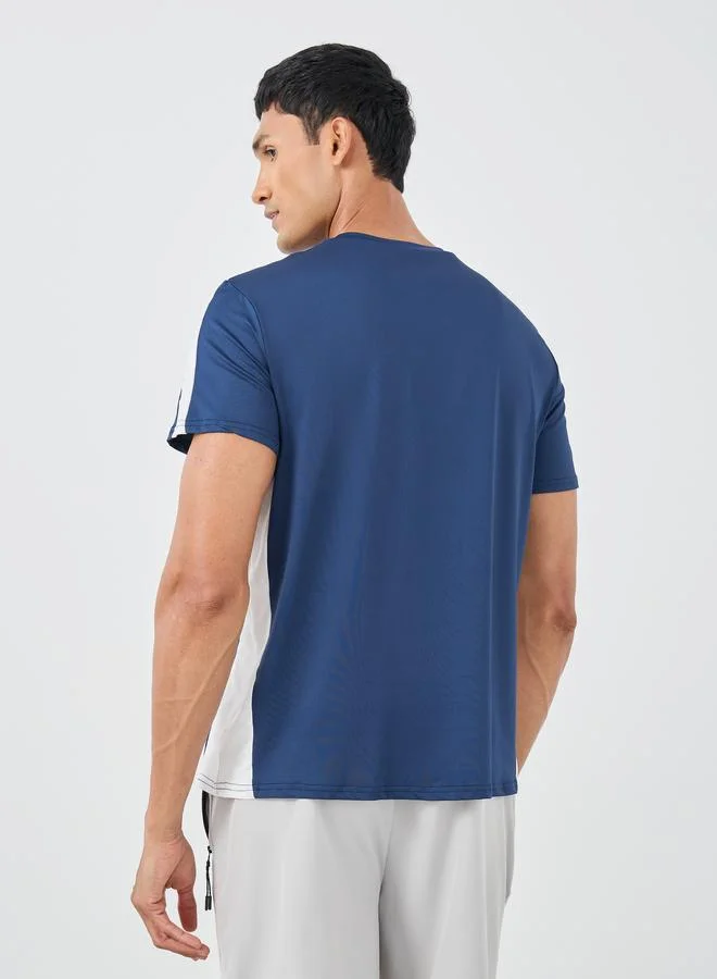 Styli Styli Color Block Ultra Stretch Regular Fit T-Shirt with Logo Detail