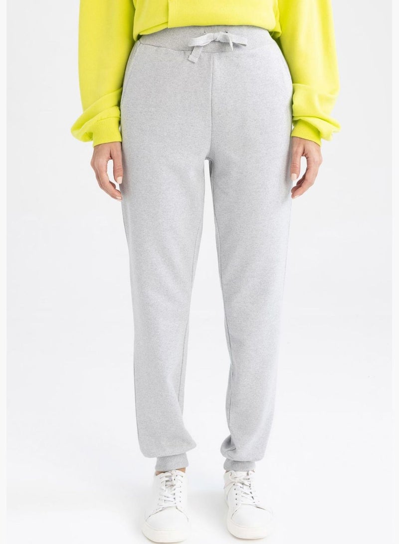 DeFacto Regular Fit Tie Waist Joggers - Image 4