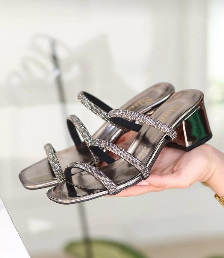 Dadwolf Stylish Patent Leather Slippers with Shiny Heels and Stones That Can Be Worn Under Everything - Image 3
