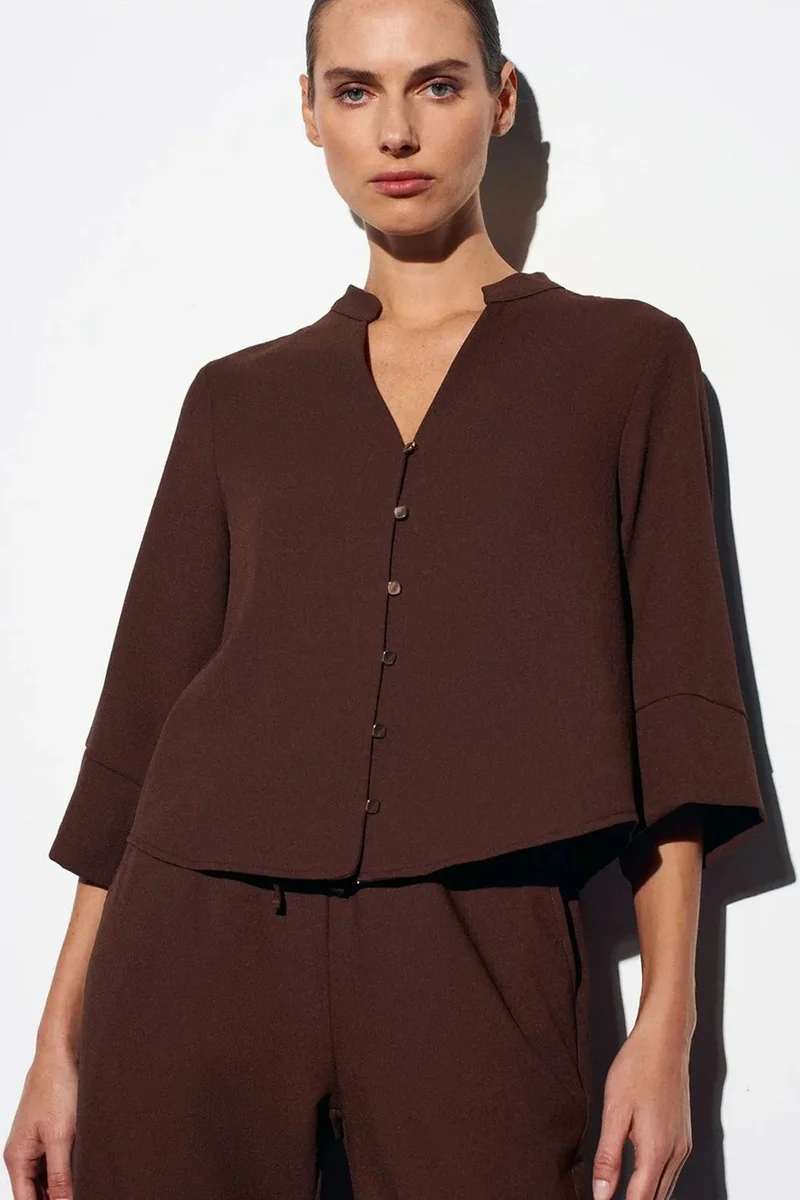 ديلفين DILVIN Women’s Mandarin Collar Crepe Blouse