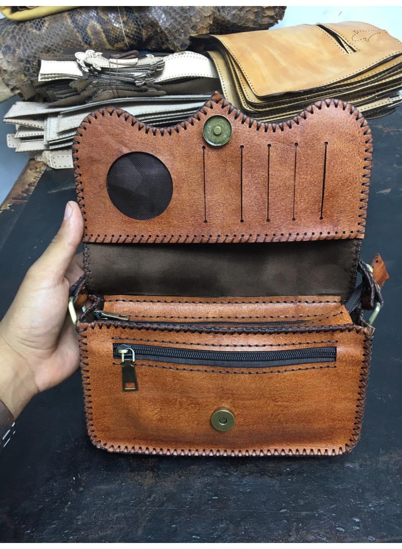🎒 Handmade Genuine Leather Crossbody Bag – Your Everyday Essential 100% genuine leather, handmade with care 3 zippered compartments + card holders Soft velvet inner lining for a premium feel Comfortable handle & adjustable crossbody strap Size: 18×22 cm – ideal for everyday errands and outings 🛍️ Available now on Noon  Leather that works with your lifestyle  - Image 5