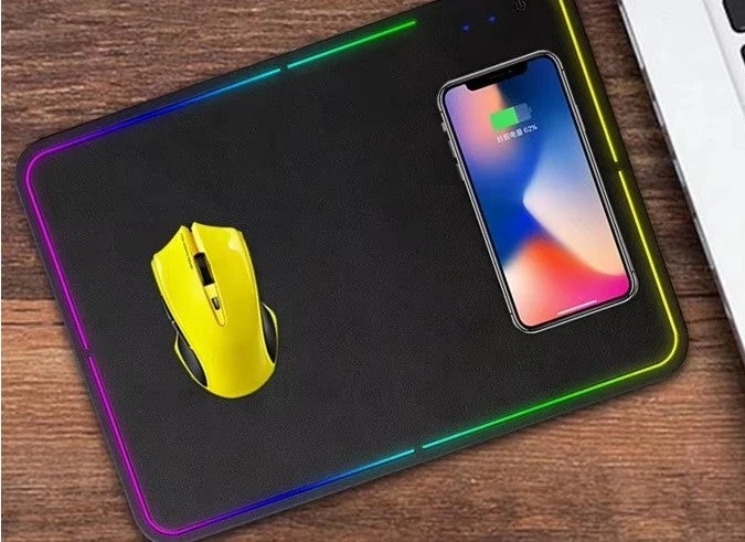 Y&D Hot Fast Wireless Charging Gaming Mouse Pad 15W Desk Pad Non-Slip Computer Mouse Mat - Image 1