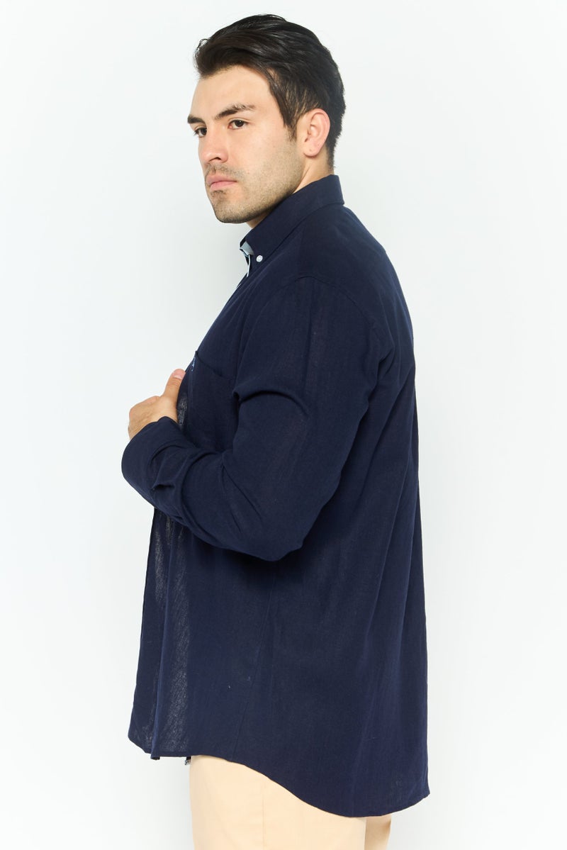 Tailorbyrd قميص رجالي عادي بأكمام طويلة مع شعار مطرز، لون كحلي - Image 3