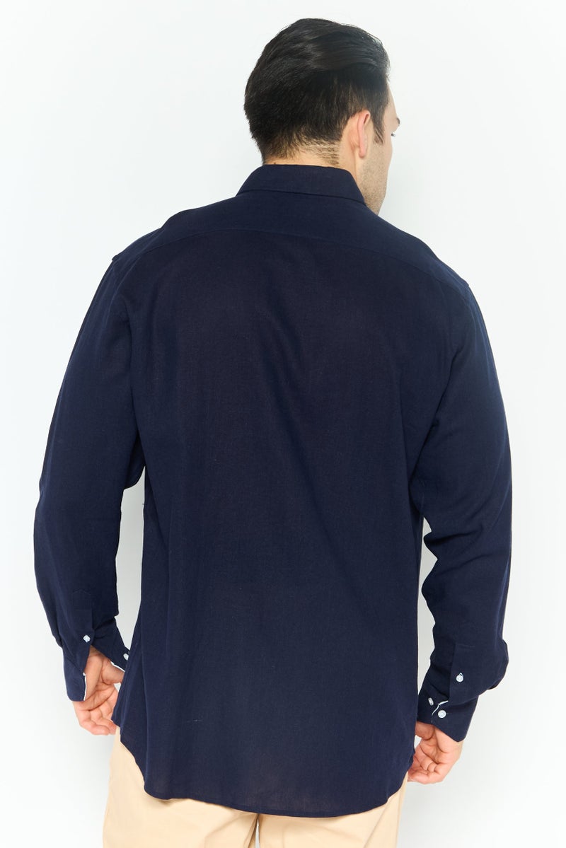 Tailorbyrd قميص رجالي عادي بأكمام طويلة مع شعار مطرز، لون كحلي - Image 4