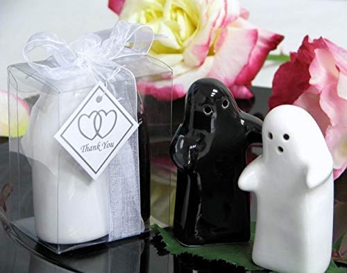 Belle Being Salt and Pepper Shakers Cute Decorative Novelty Hugging Shakers Couple Set Black and White Modern and Vintage Hug Design Easy to Refill and Dispenser Shaker Set - Image 3