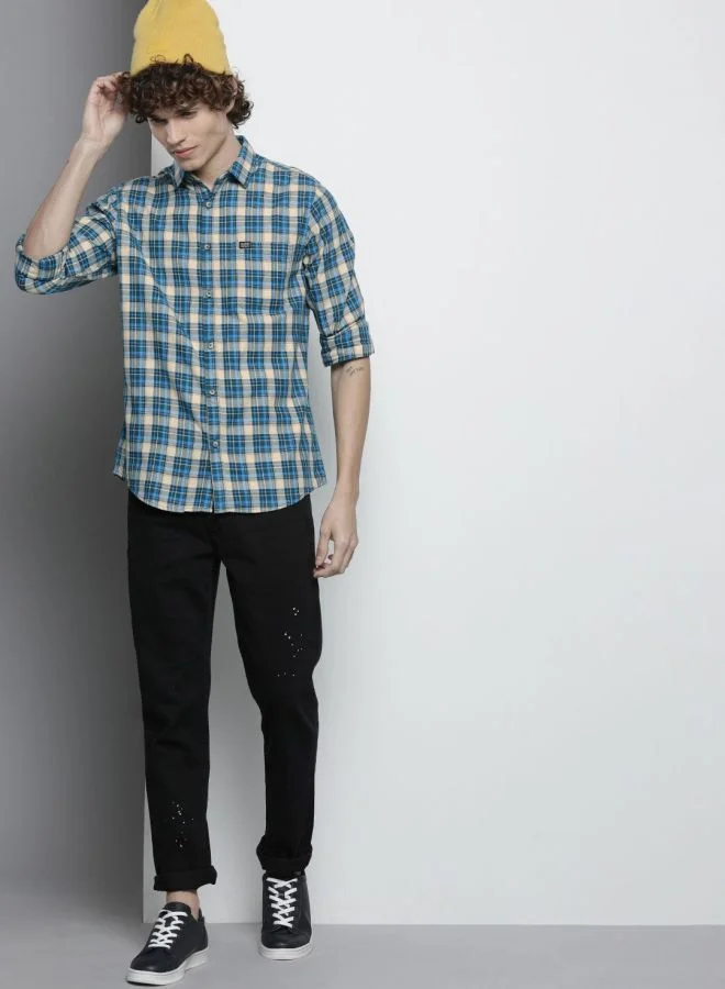 The Indian Garage Co Men Slim Fit Checkered Full Sleeves Spread Collar Casual Shirt