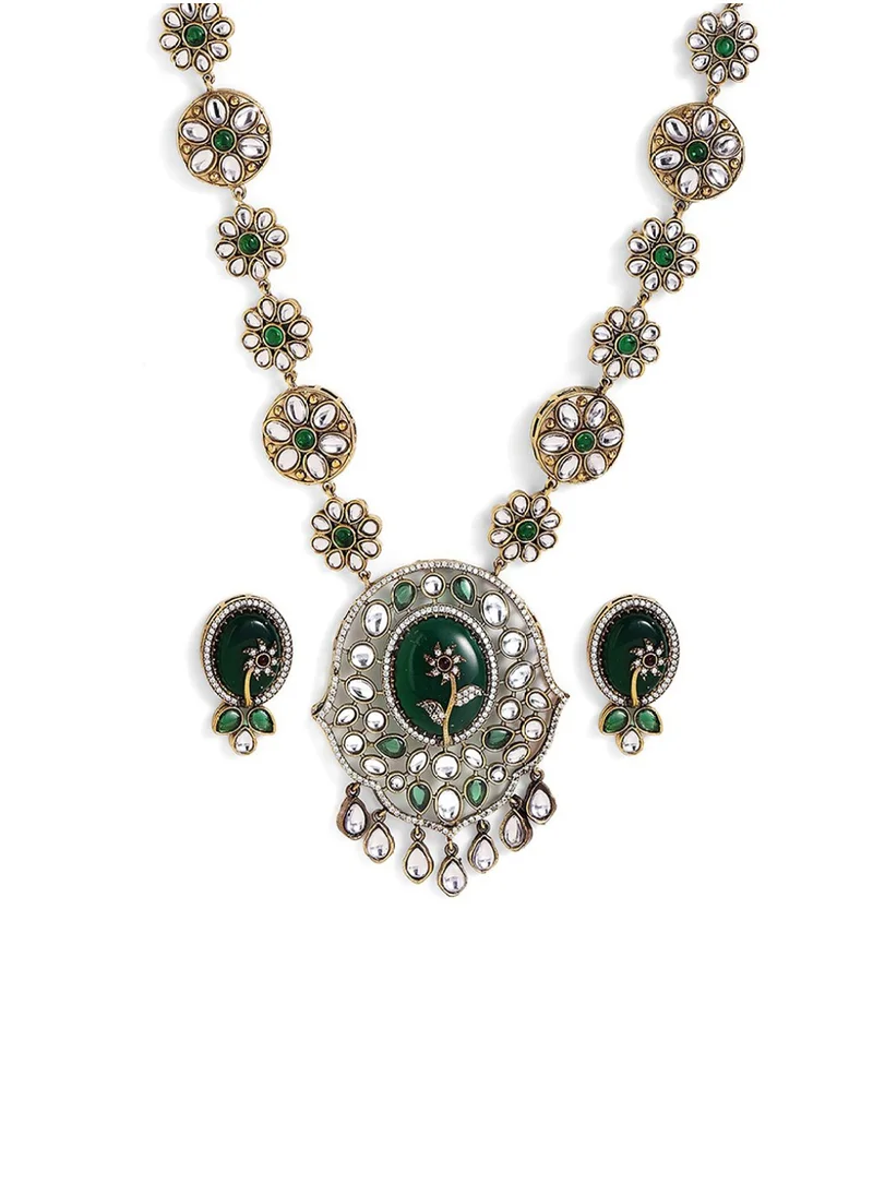 Priyaasi Plated Floral Carved Kundan Polki Elegance Stone Studded Jewellery Set