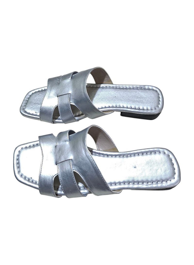 Karisma Flat Squared Toe Slippers With Strappy Upper Design - Image 2