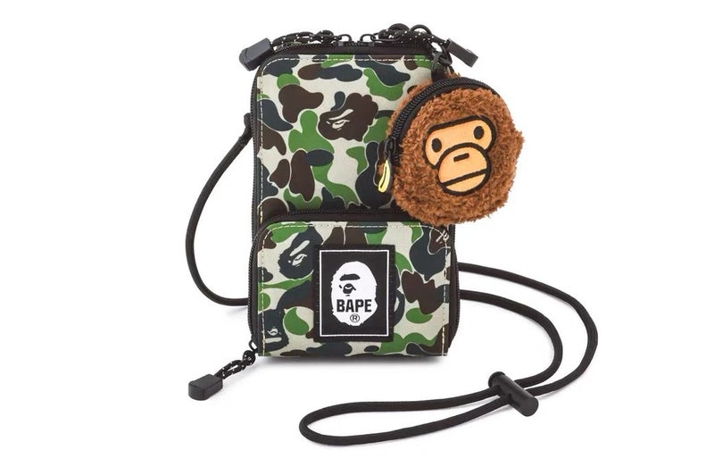 In stock new hot sale Japanese BAPE magazine Appendix package crossbody card holder coin purse ape mobile phone bagCamouflage bag + pendant Camouflage bag + pendant 